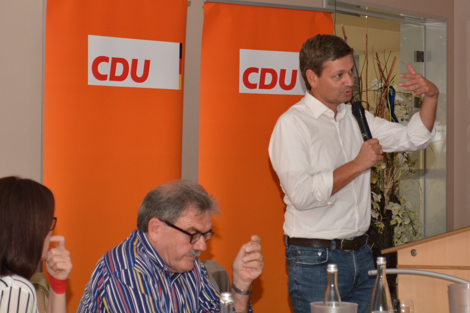 Mitglieder der CDU Rheinhessen-Pfalz bei der Veranstaltung mit Hugo Müller-Vogg